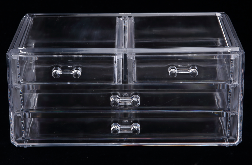 Three-drawer beauty organizer