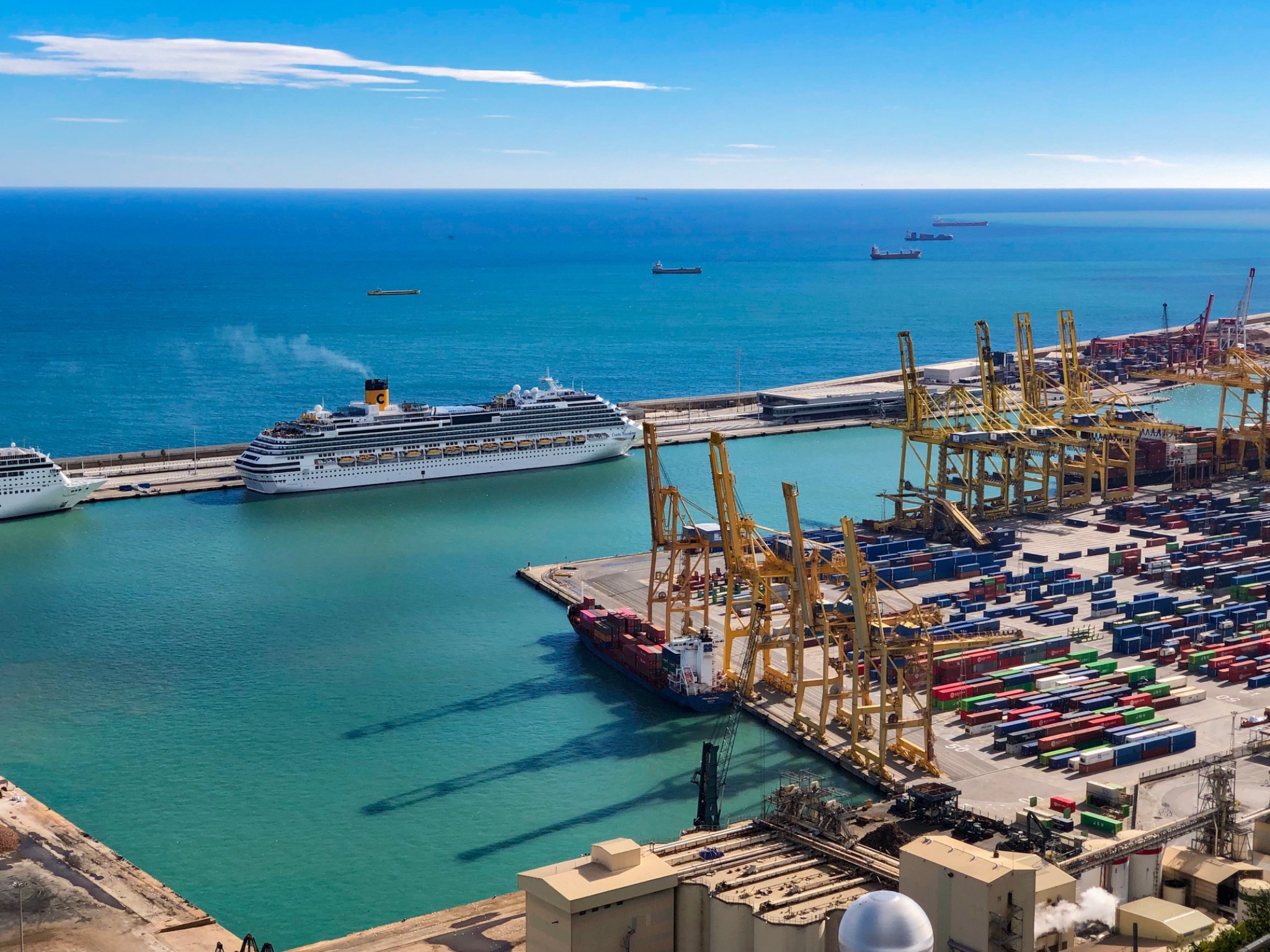 Blue ocean port and shipping